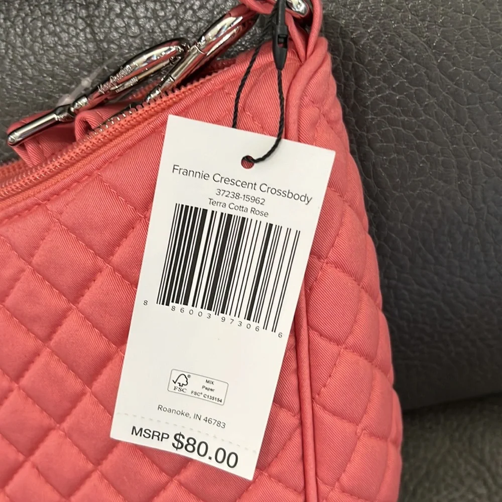 Vera Bradley has tags